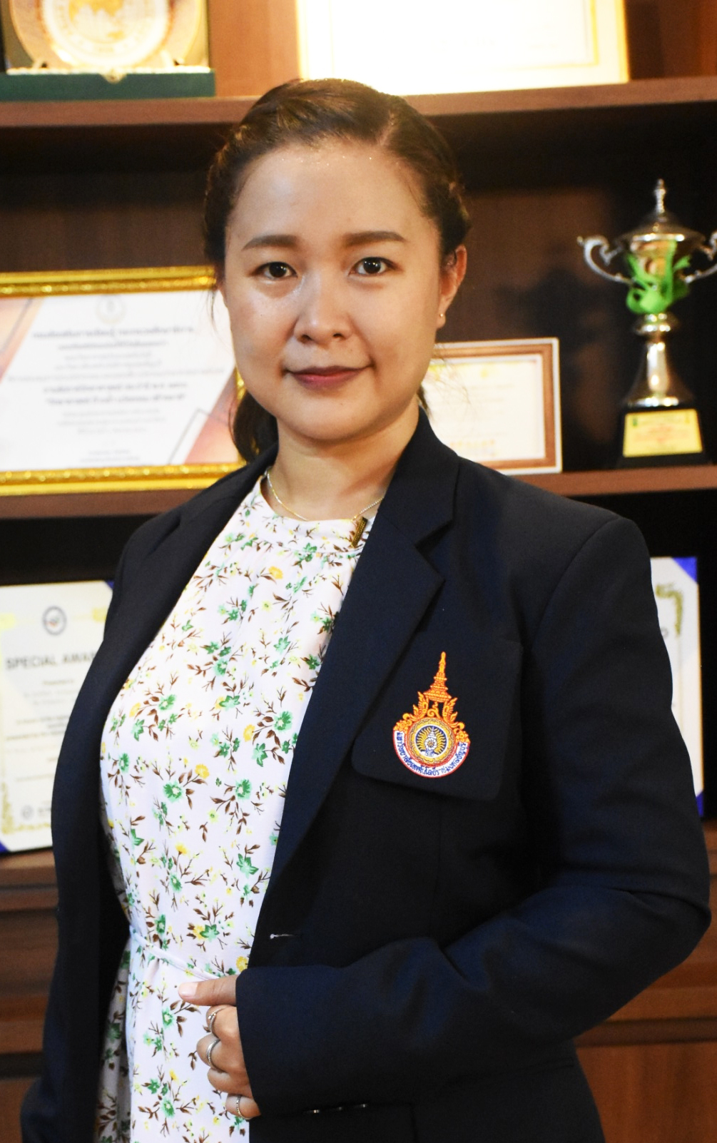 Dr.Phirunrat Thaisamak